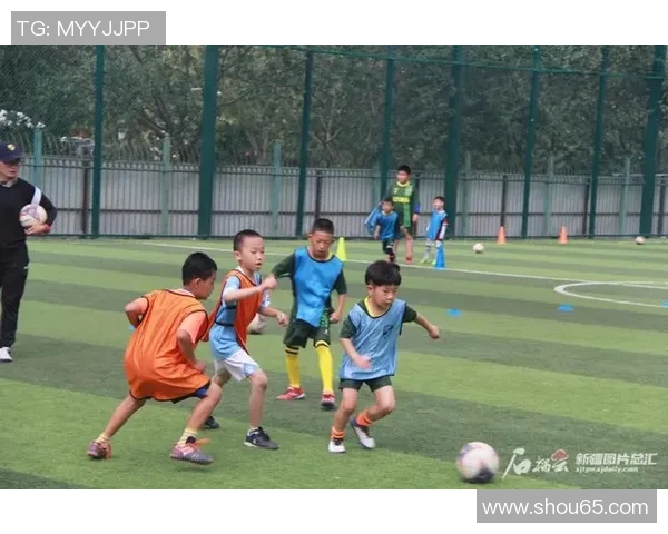 新疆足球明星的精彩瞬间与成长历程视频分享 新疆足球明星的精彩瞬间与成长历程视频分享