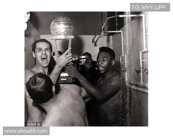 贝利时代的足球传奇人物与他们的辉煌成就回顾 贝利时代的足球传奇人物与他们的辉煌成就回顾