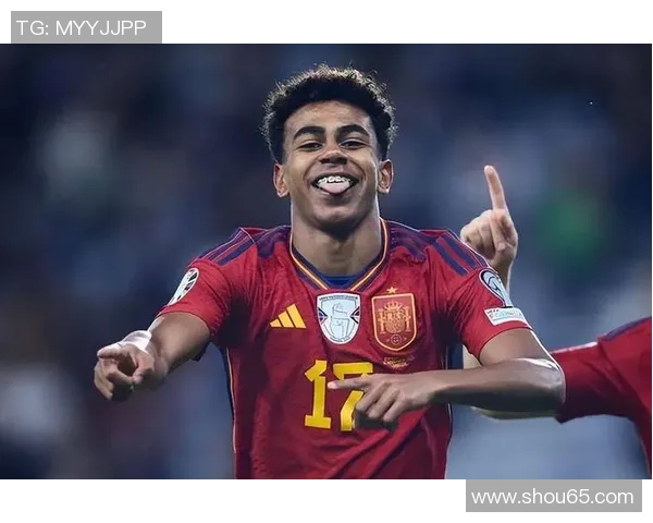 足球明星的女友们美丽与魅力并存的绝佳搭档大盘点 足球明星的女友们美丽与魅力并存的绝佳搭档大盘点