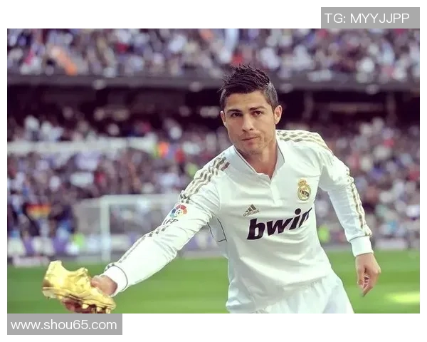 金牛座足球明星的坚韧与魅力揭示了他们在绿茵场上的辉煌成就与个性特征