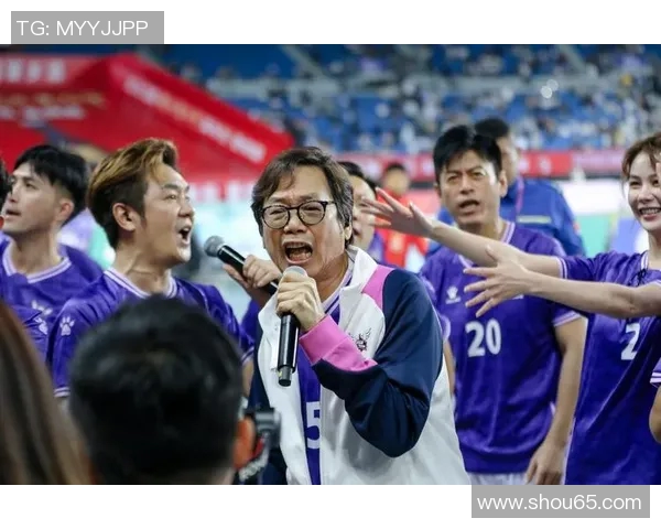 2月21日足球明星齐聚一堂展现风采与激情的盛大赛事回顾